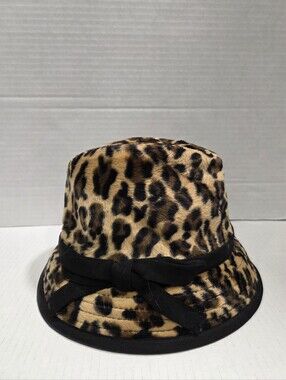Vintage 90s Y2K Faux Fur Leopard Print Bucket Hat